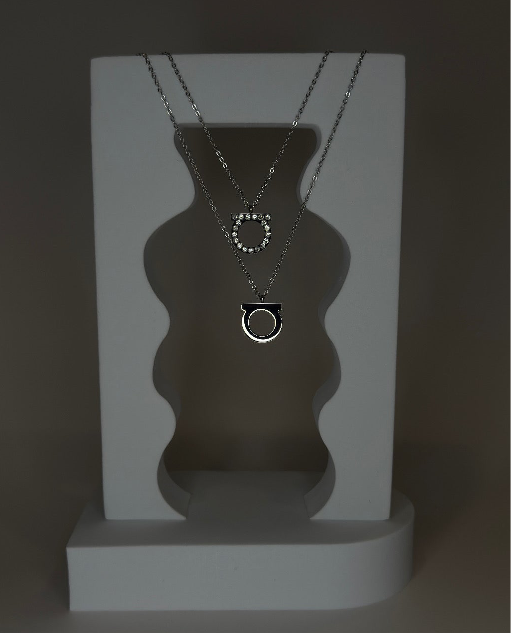 V Dupe Necklace