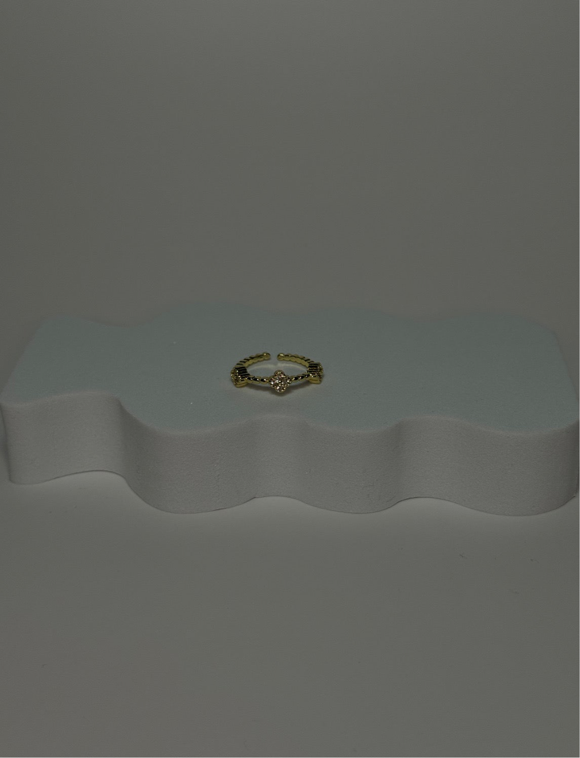 Van C Ring