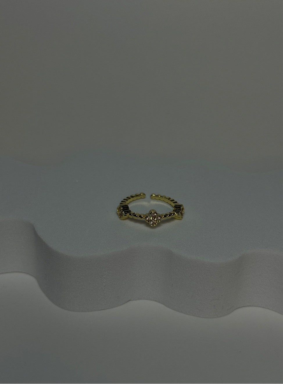 Van C Ring